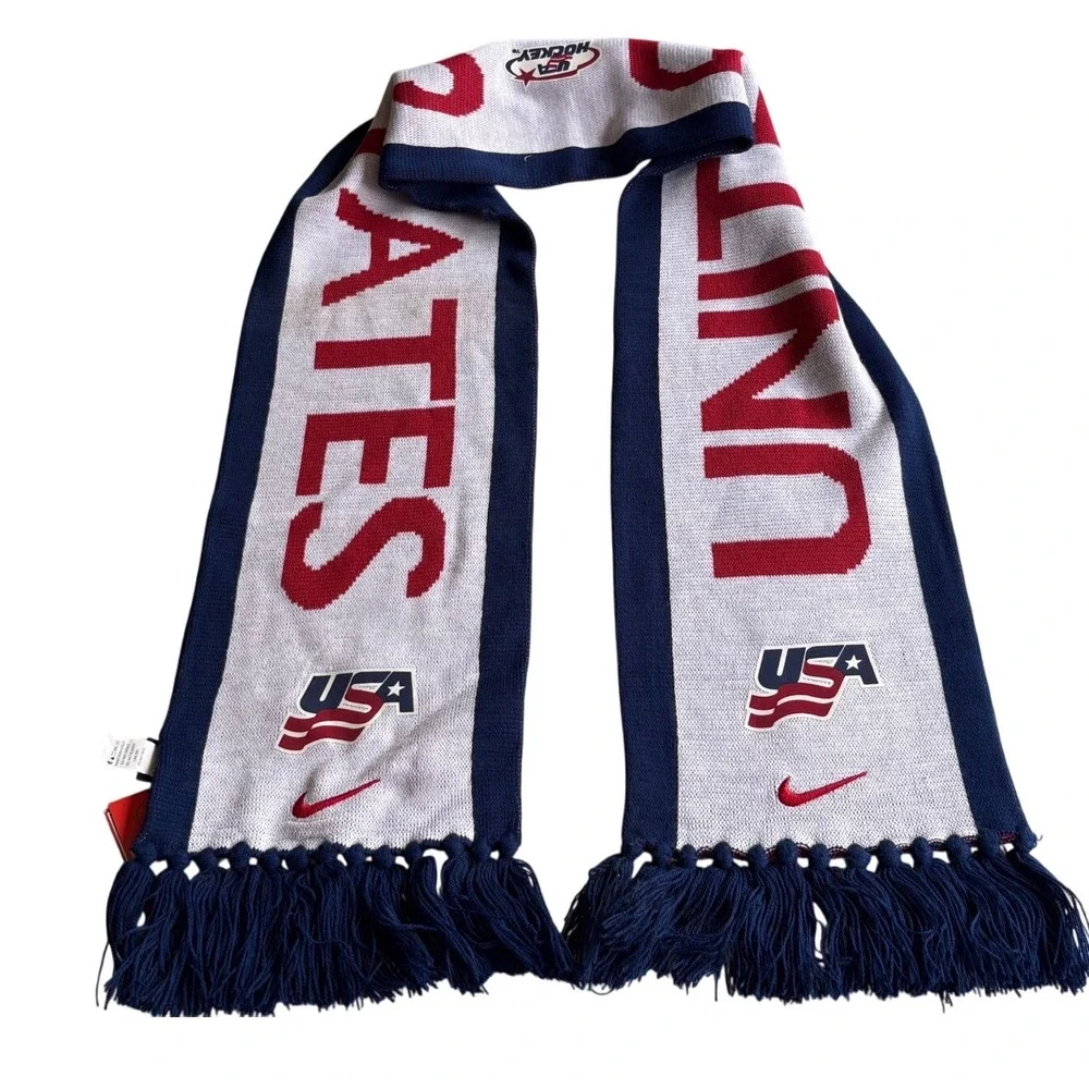 Nike USA Hockey Scarf United States IIHF Jacquard Knit NWT 2005